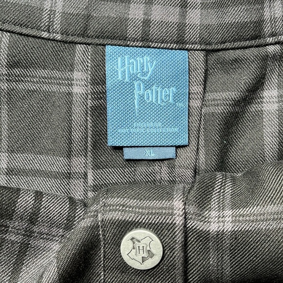 Harry Potter Plaid Skirt with snap button closures, Size: XL - Picture 7 of 17